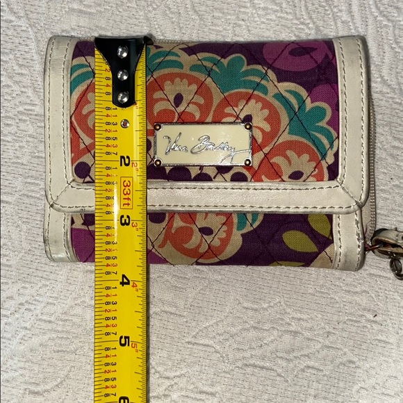 Vera Bradley Wristlet / Wallet - Picture 9 of 10